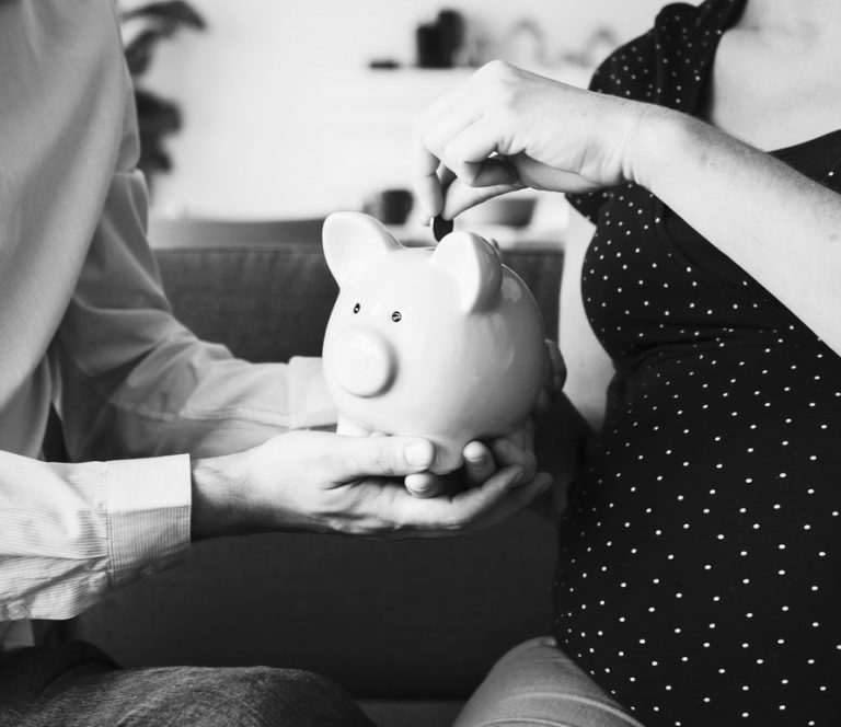 Edukacja finansowa dzieci: Wprowadzanie młodszych pokoleń w świat pieniędzy